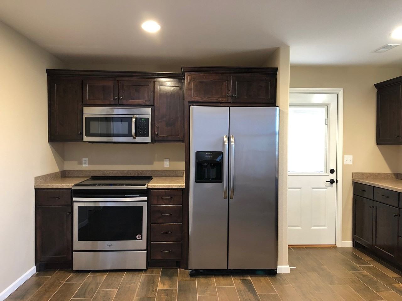 4067 Westminister Dr - Photo 6 of 26