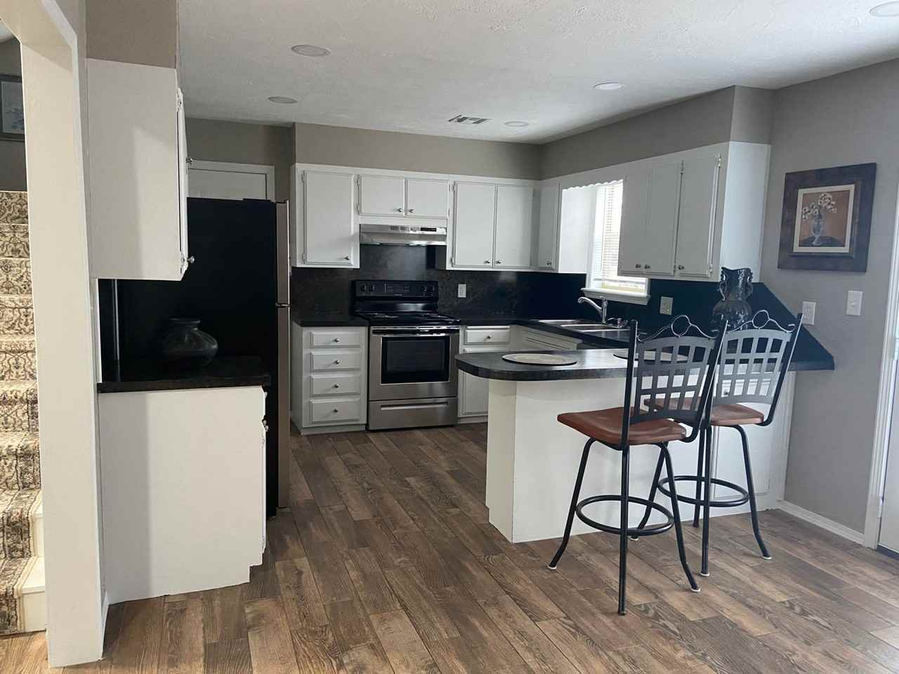 1012 E 7th Pl - Photo 4 of 18