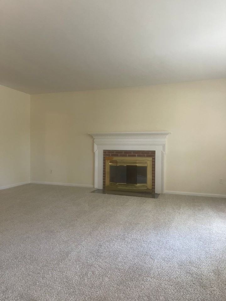 12 Fawn Ln - Photo 2 of 28