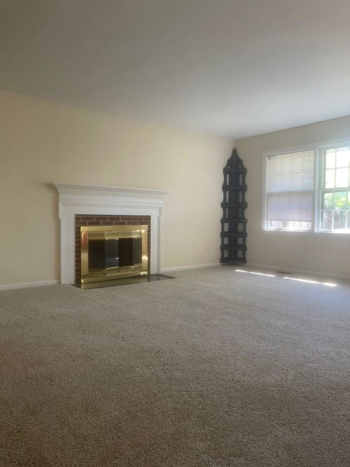 12 Fawn Ln - Photo 3 of 28