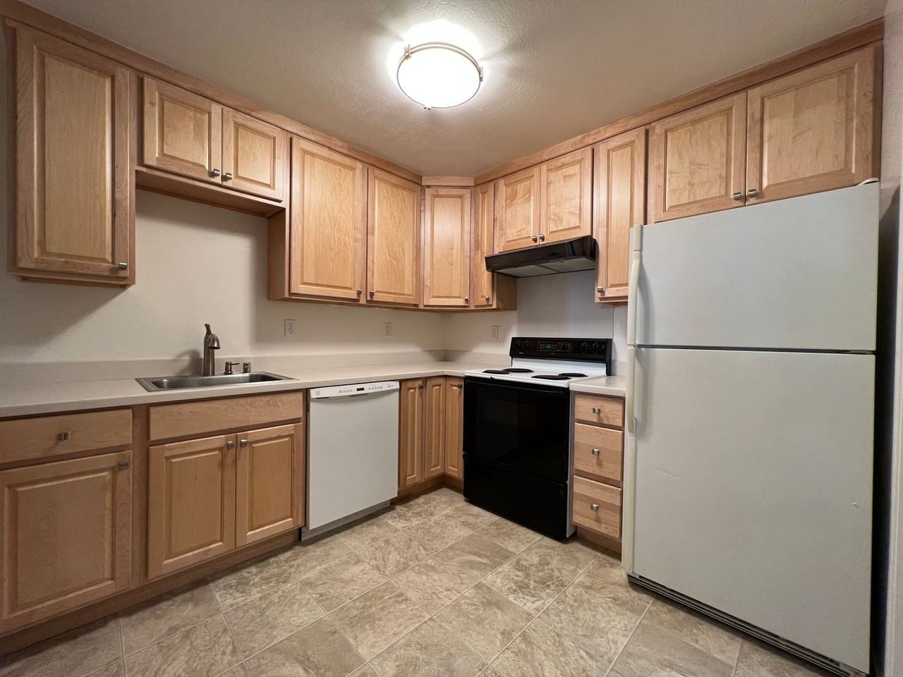 1055 N Capitol Ave #107 - Photo 2 of 15