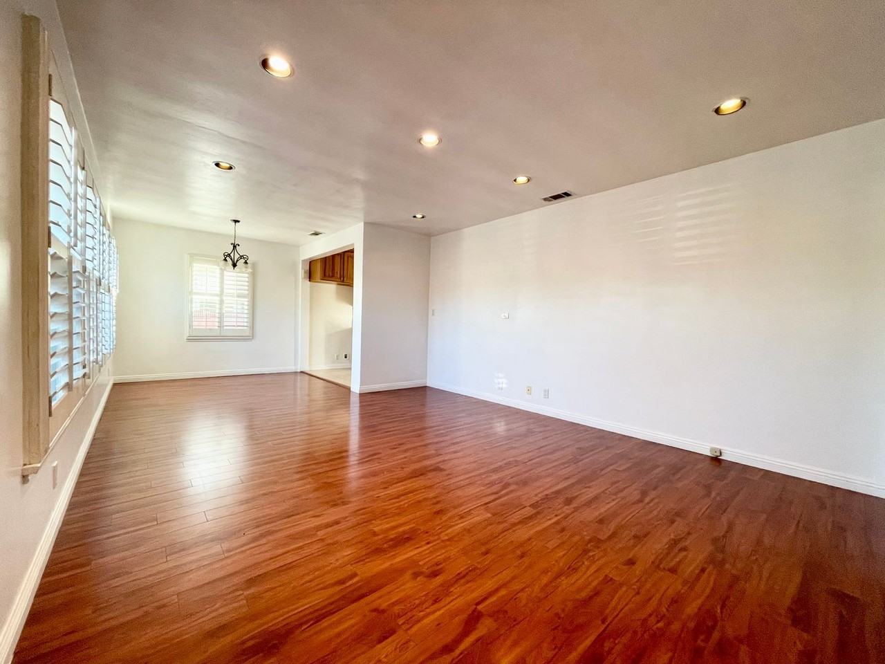 2617 Delco Ave - Photo 2 of 16