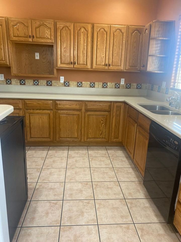 6045 Matamoros Rd Ne - Photo 7 of 17