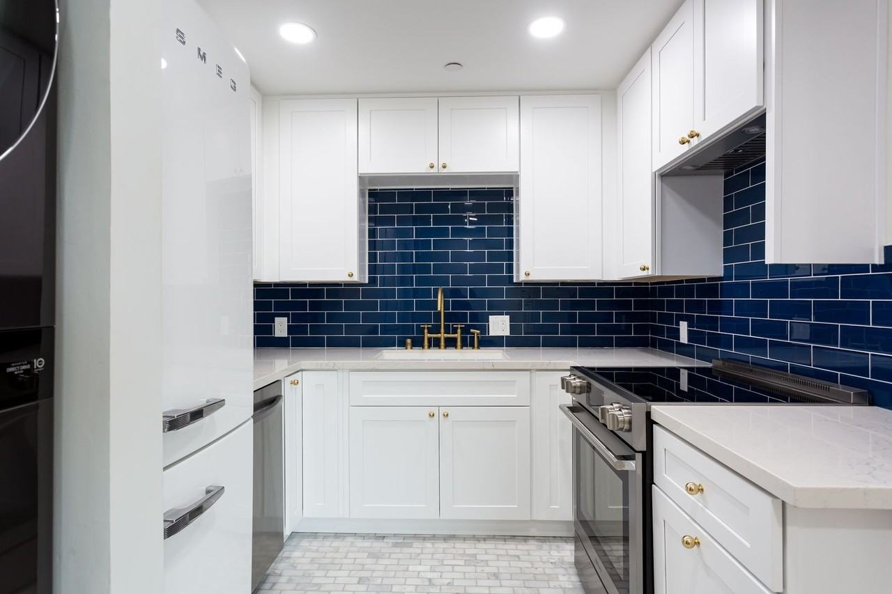 4082 Albatross St #11 - Photo 6 of 15