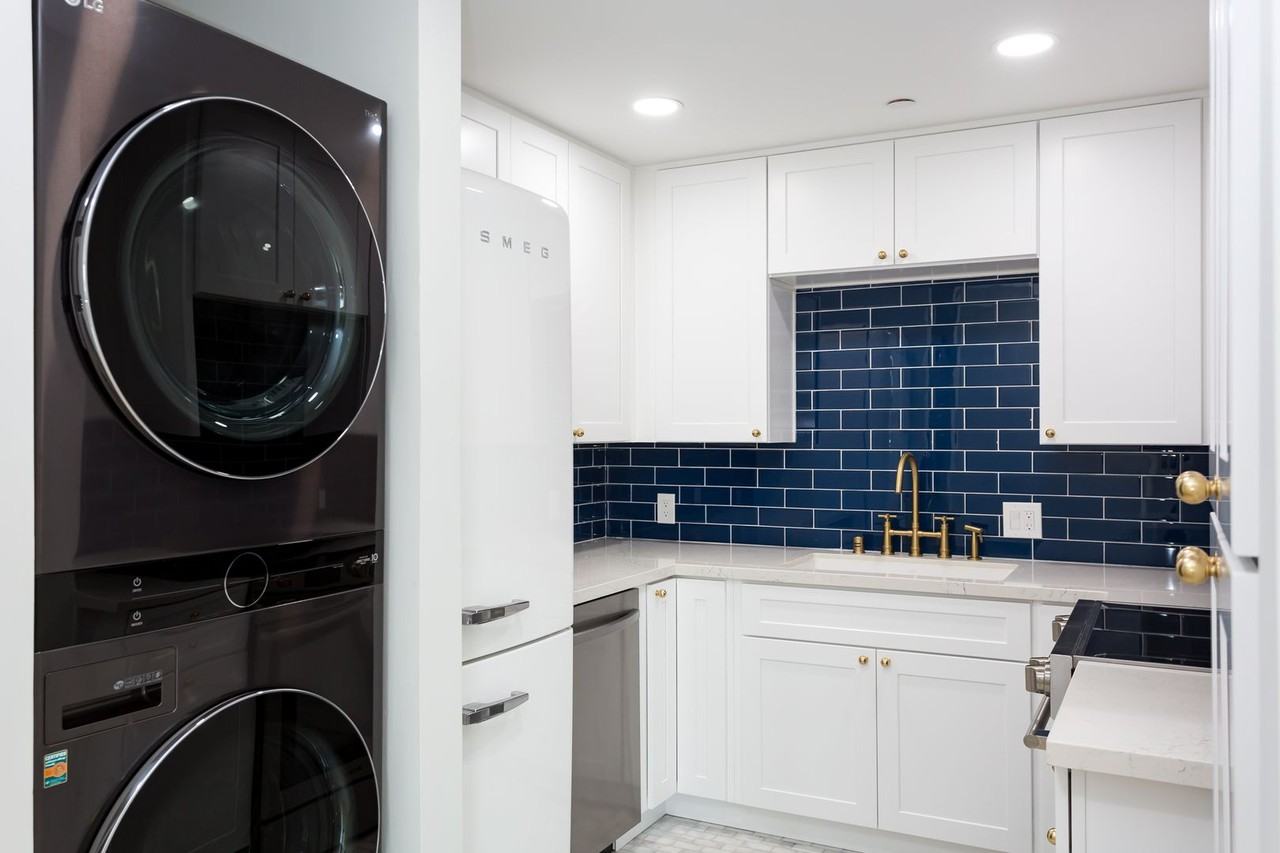 4082 Albatross St #11 - Photo 7 of 15