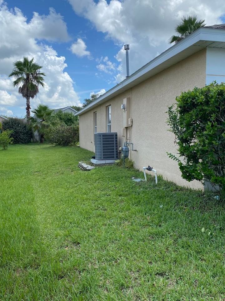 15718 Bay Vista Dr - Photo 2 of 24