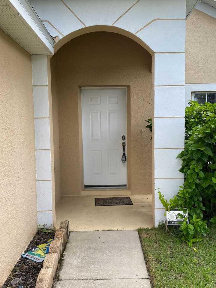 15718 Bay Vista Dr - Photo 4 of 24