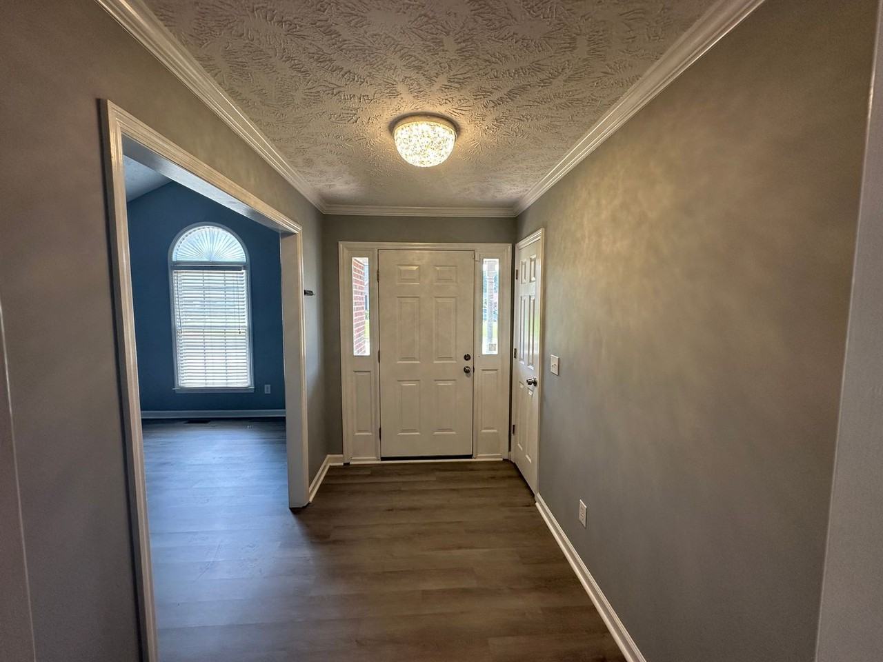 3521 Harrisburg Dr - Photo 3 of 50