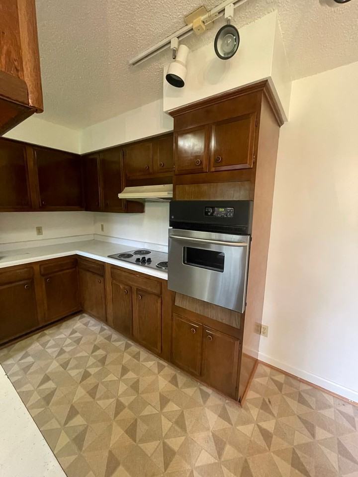 138 138 Cashmere Drive LEASE ONLY - Photo 7 of 24