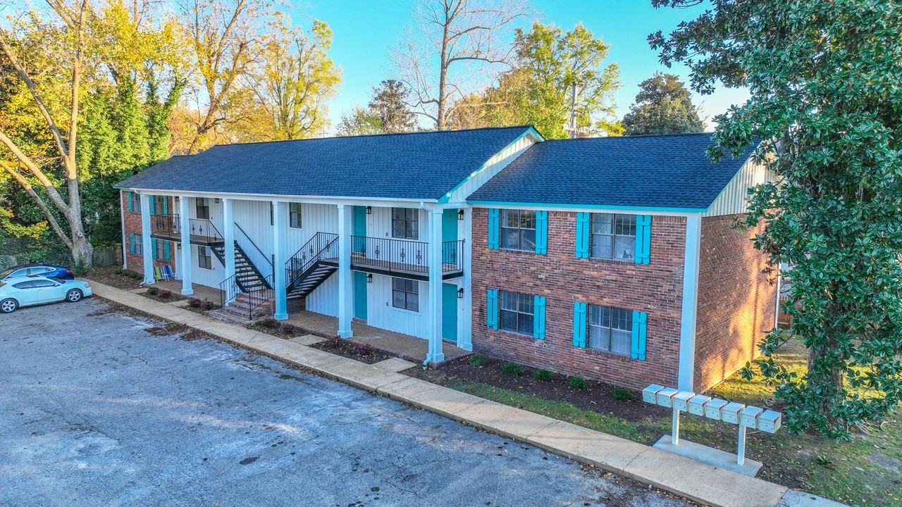 Magnolia Place Apartments 212 N Washington Ave, Brownsville, TN 38012