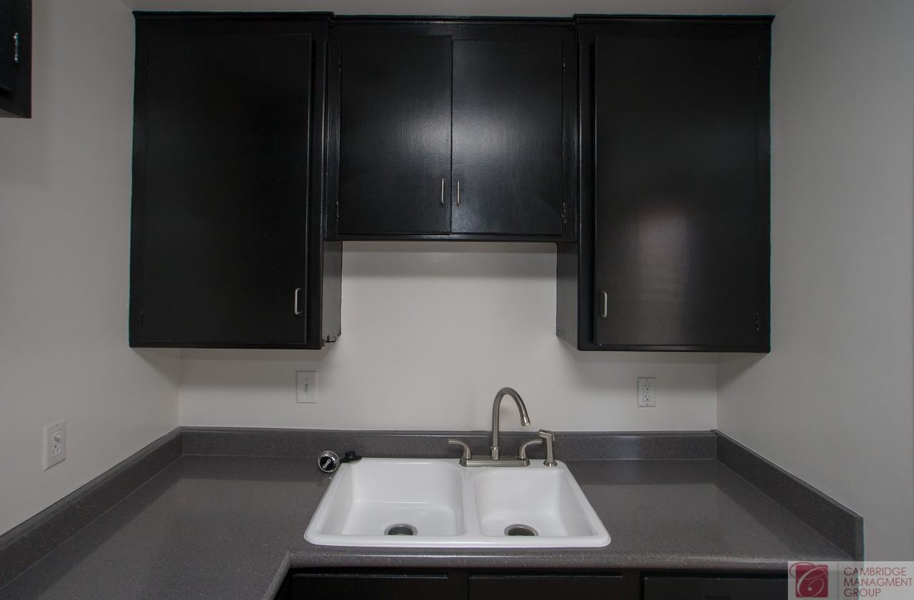 4084 Mississippi St - Photo 3 of 12