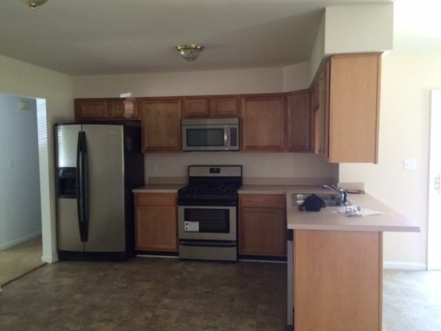 2645 Massena St - Photo 3 of 23