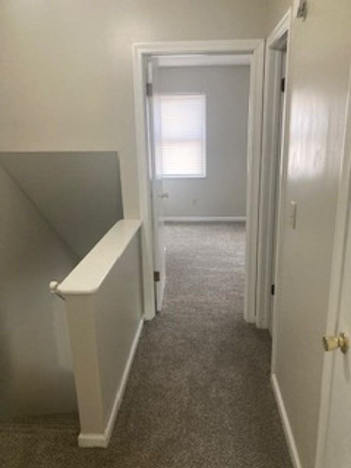 1110 Park St - Photo 5 of 19