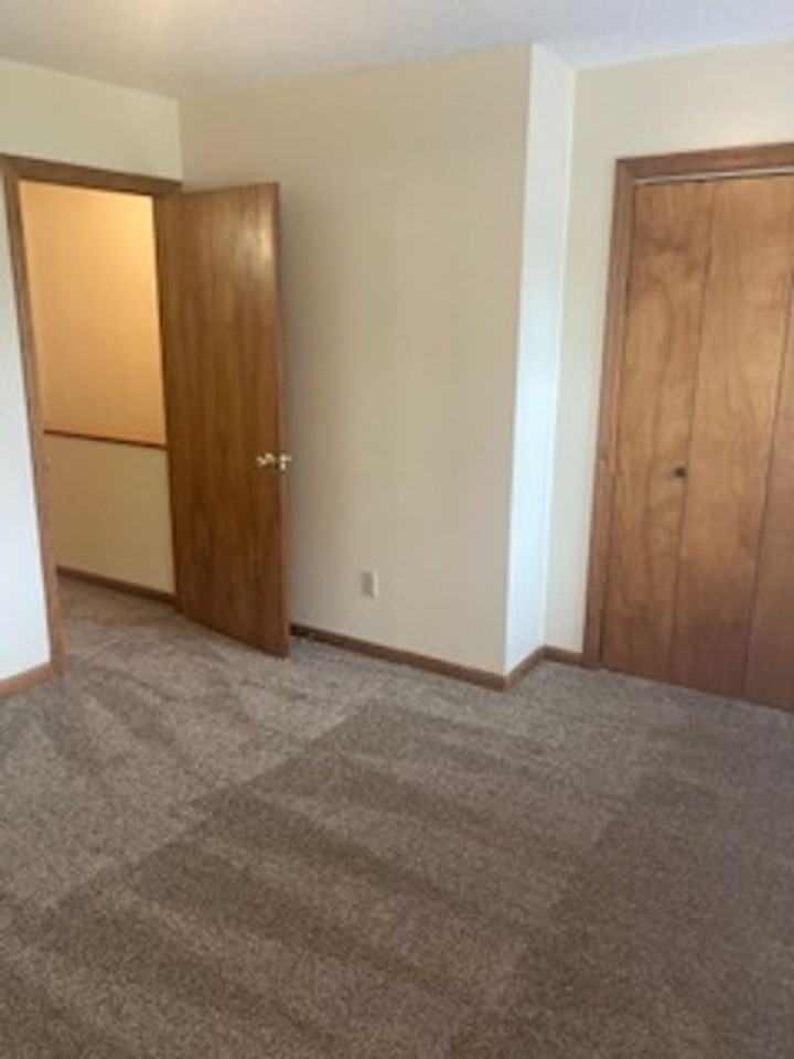 1114 Park St - Photo 4 of 14