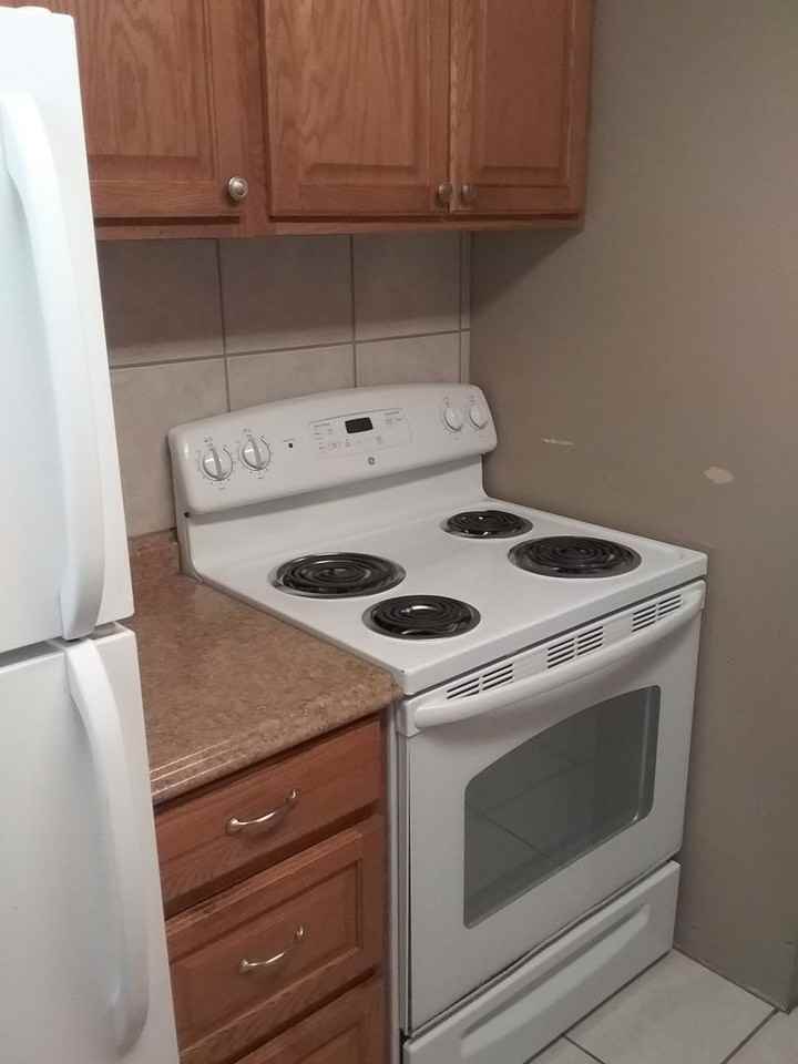 519 N Blue St - Photo 4 of 13
