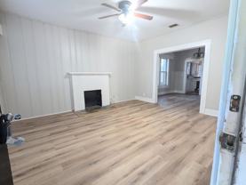 1916 Laurel St - Photo 1 of 1