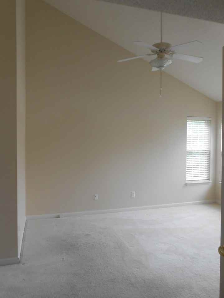 3404 Crimson Wood Dr - Photo 5 of 7