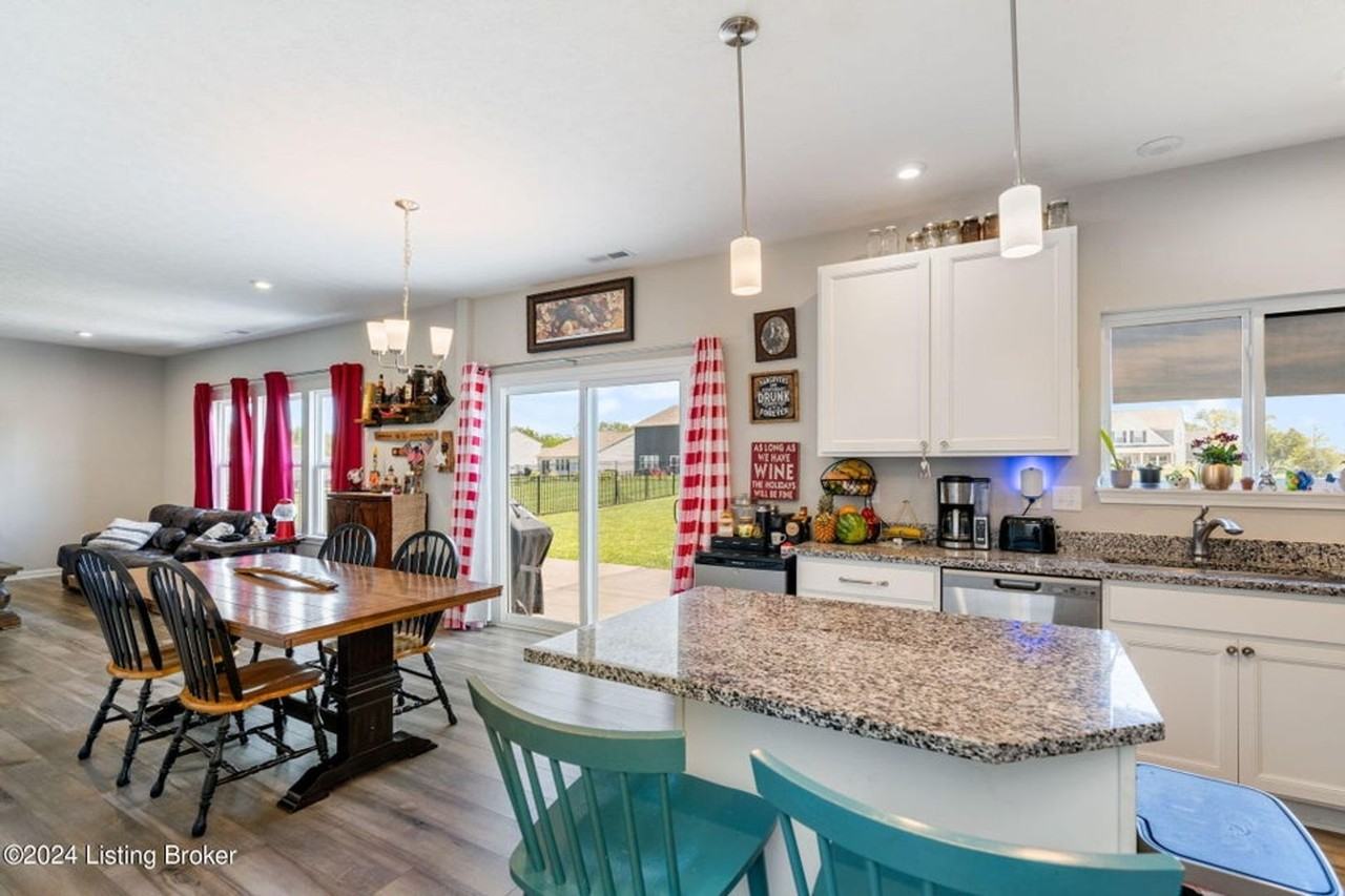 400 Inspiration Ln - Photo 6 of 42