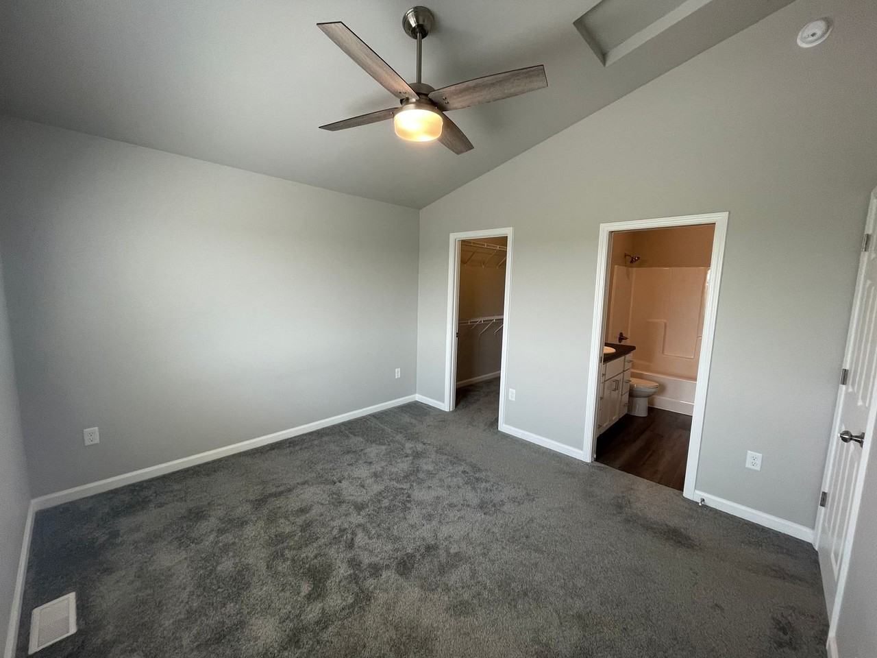 2562 74th Ave S - Photo 7 of 20