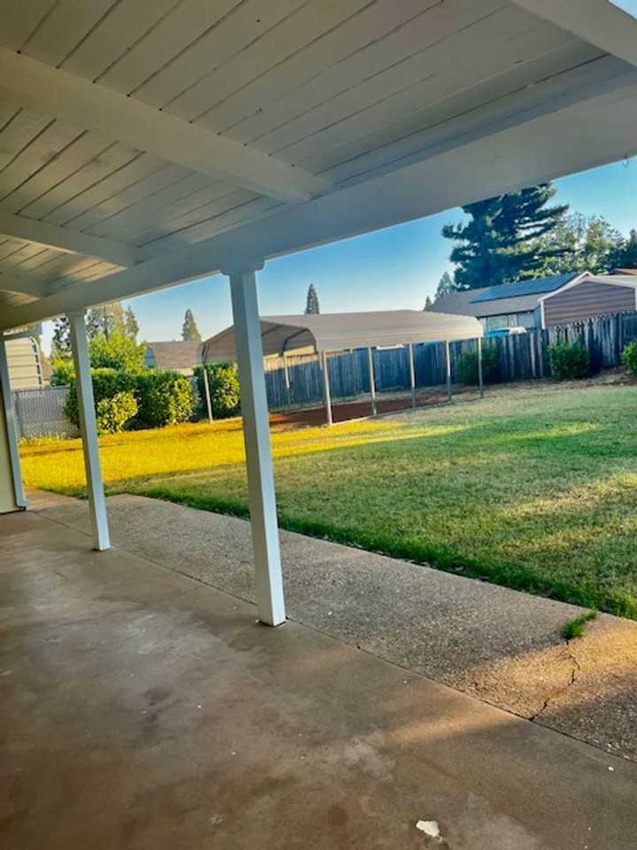 6231 Forest Ln - Photo 3 of 19