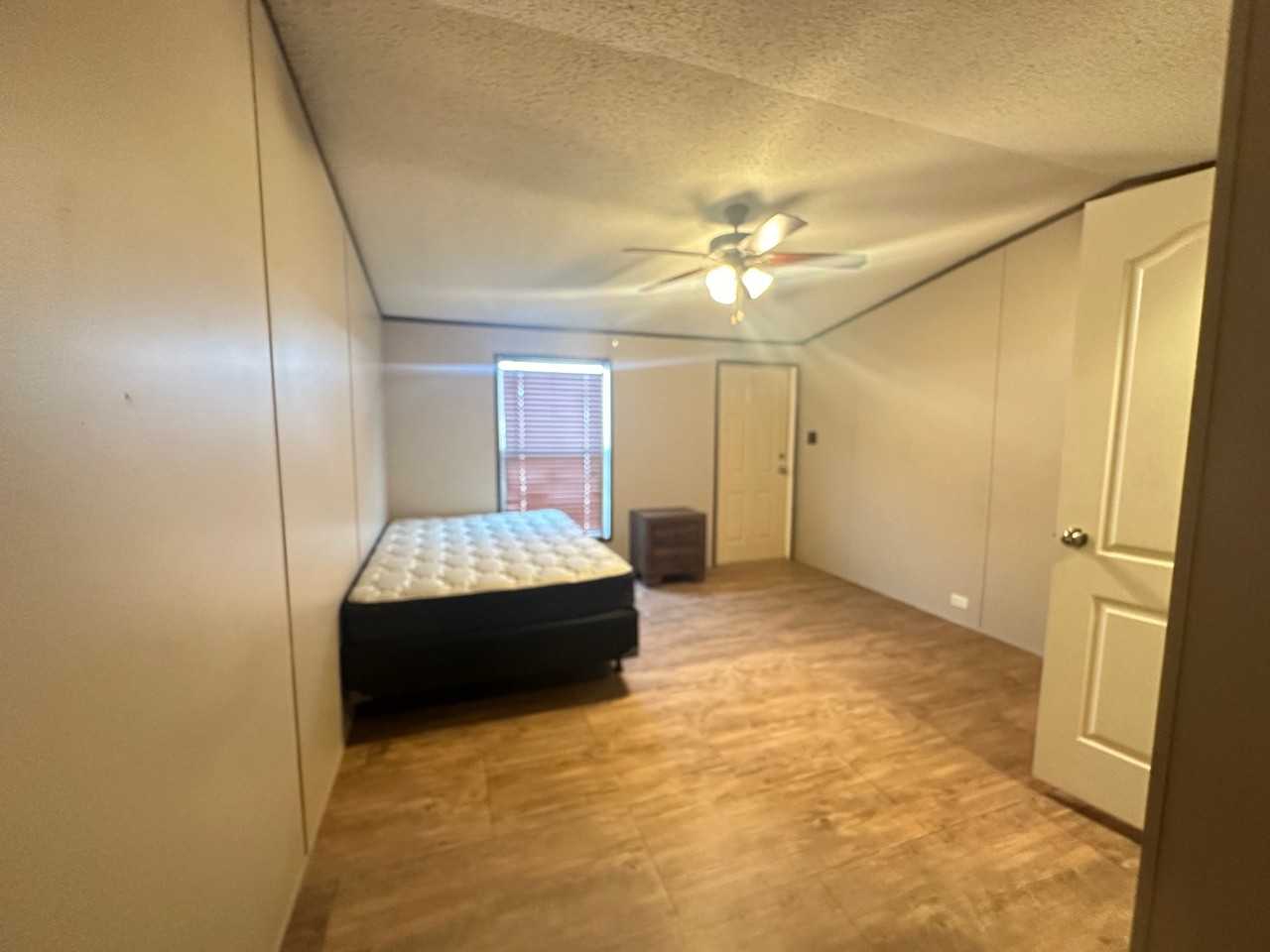 4906 South County Road 1200 Unit B - Photo 2 of 4