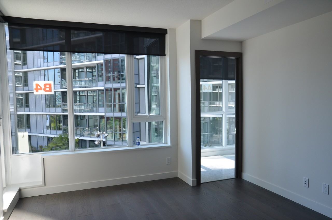 68 Smithe Street - Photo 2