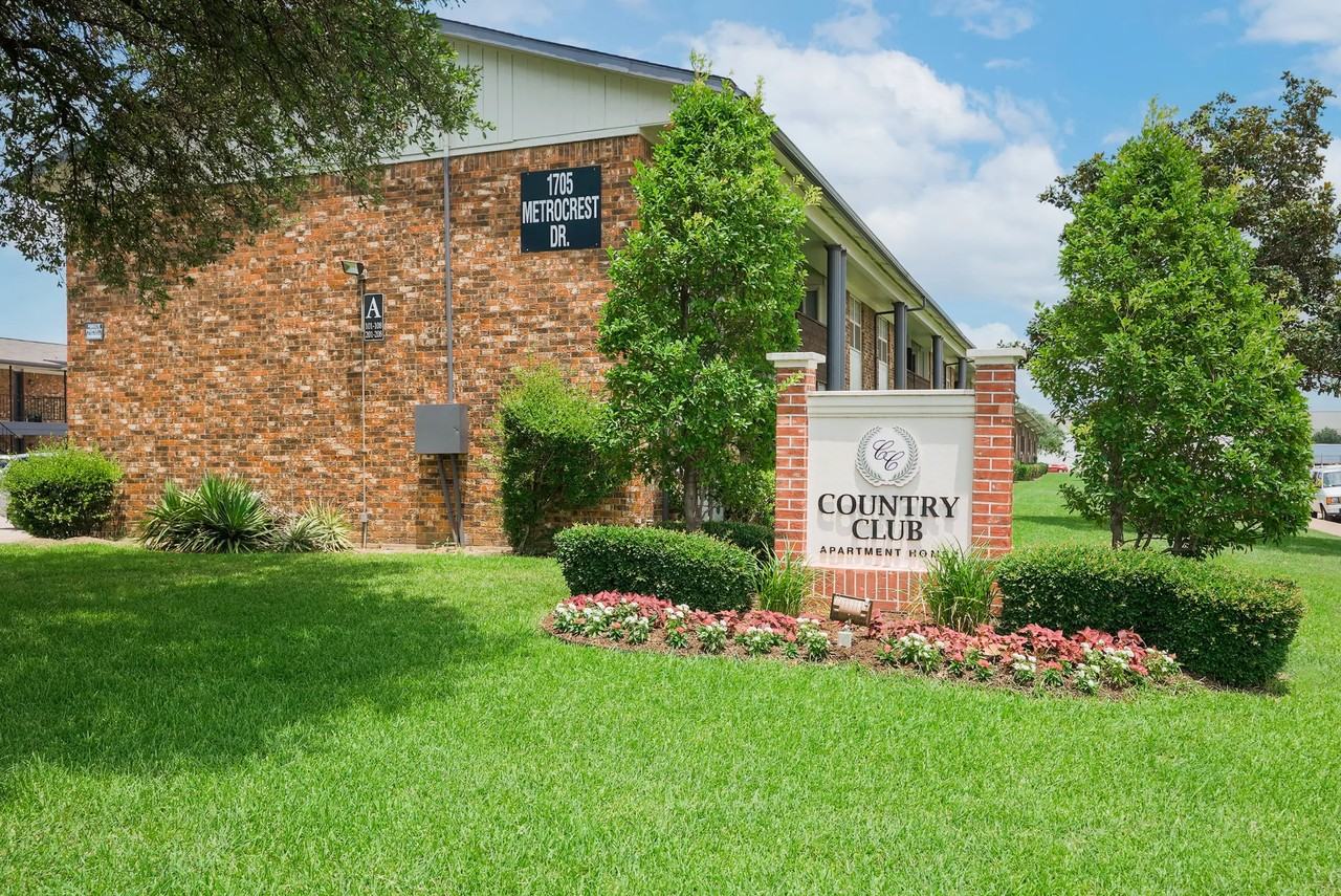 Country Club Apartments - Photo 3 of 29