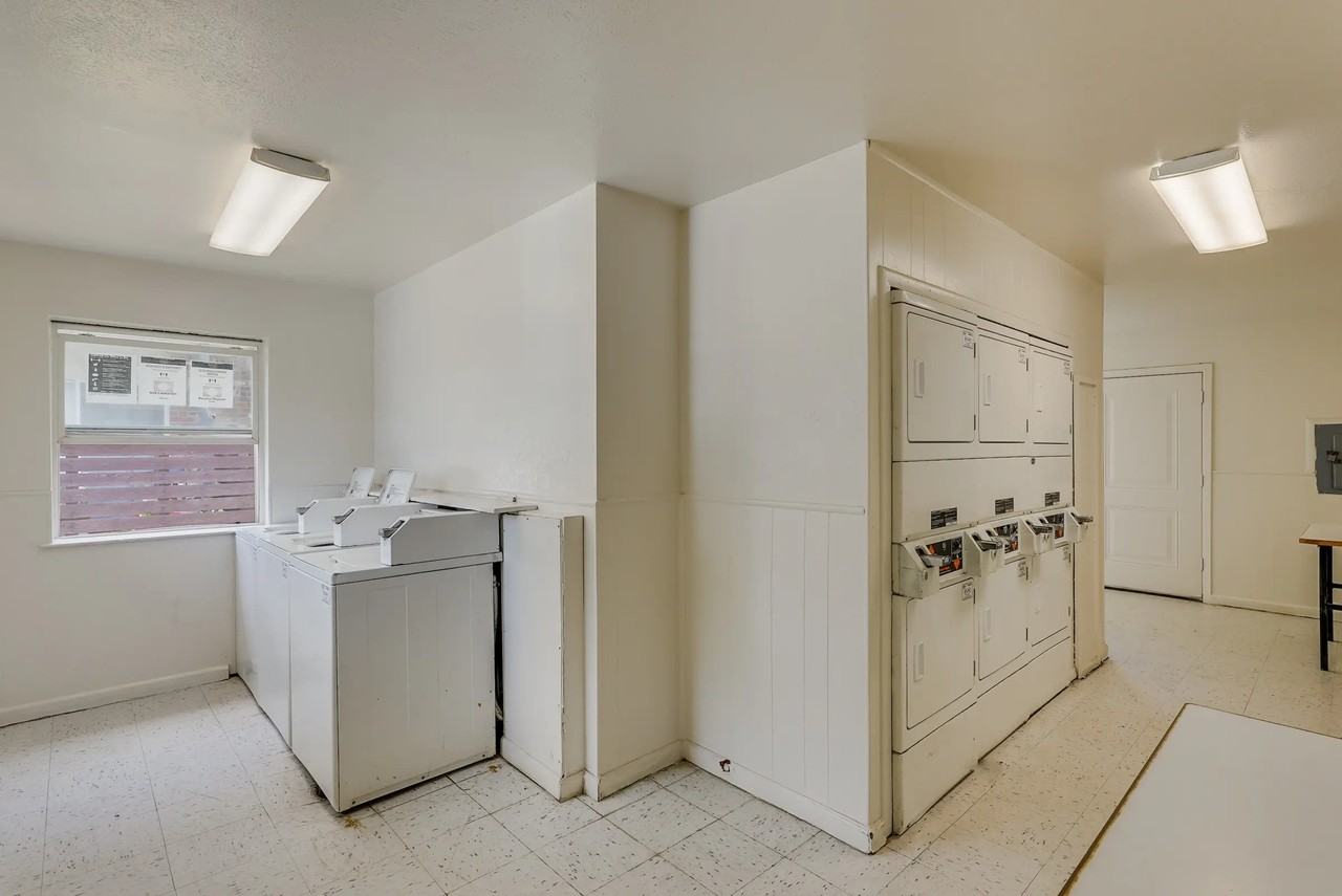 Country Club Apartments - Photo 6 of 29