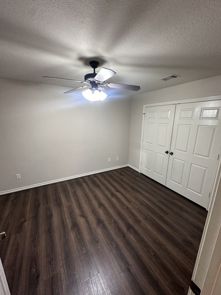3510 Paloma Ridge Dr - Photo 2 of 10