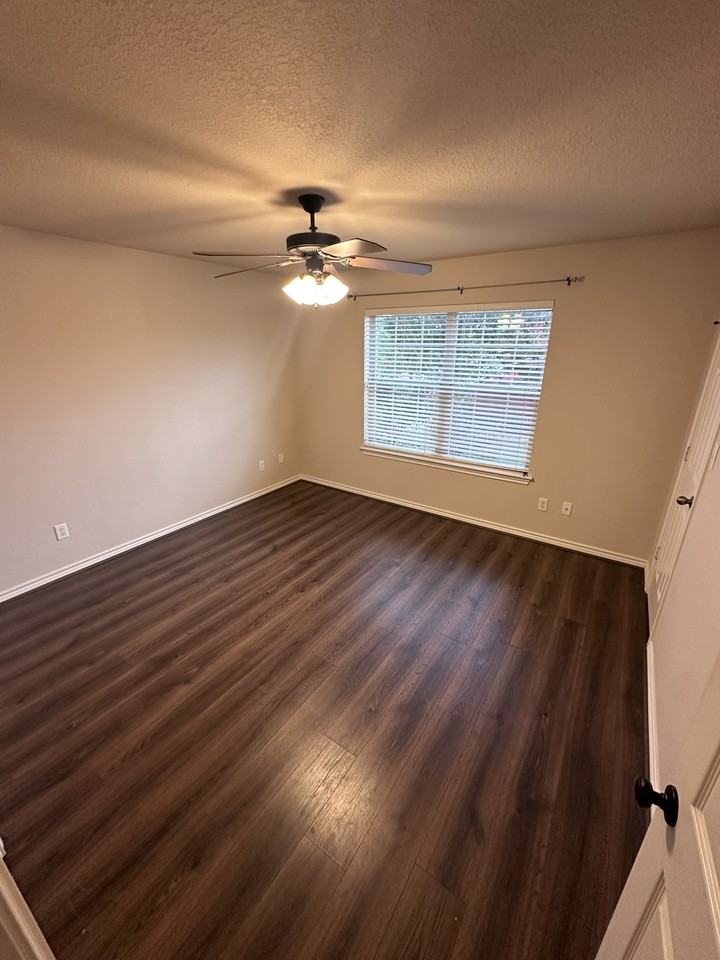 3510 Paloma Ridge Dr - Photo 4 of 10