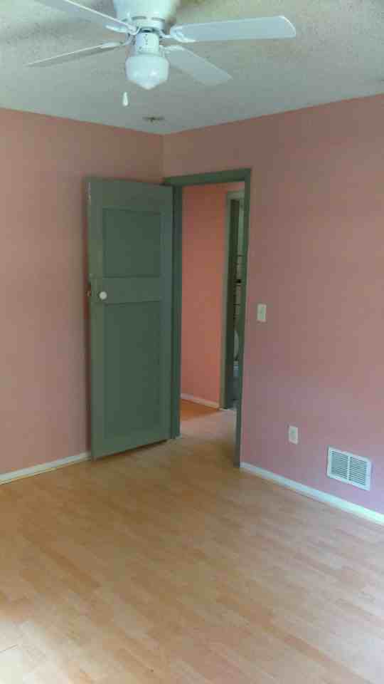 1003 Pennsylvania Ave #NA - Photo 5 of 8