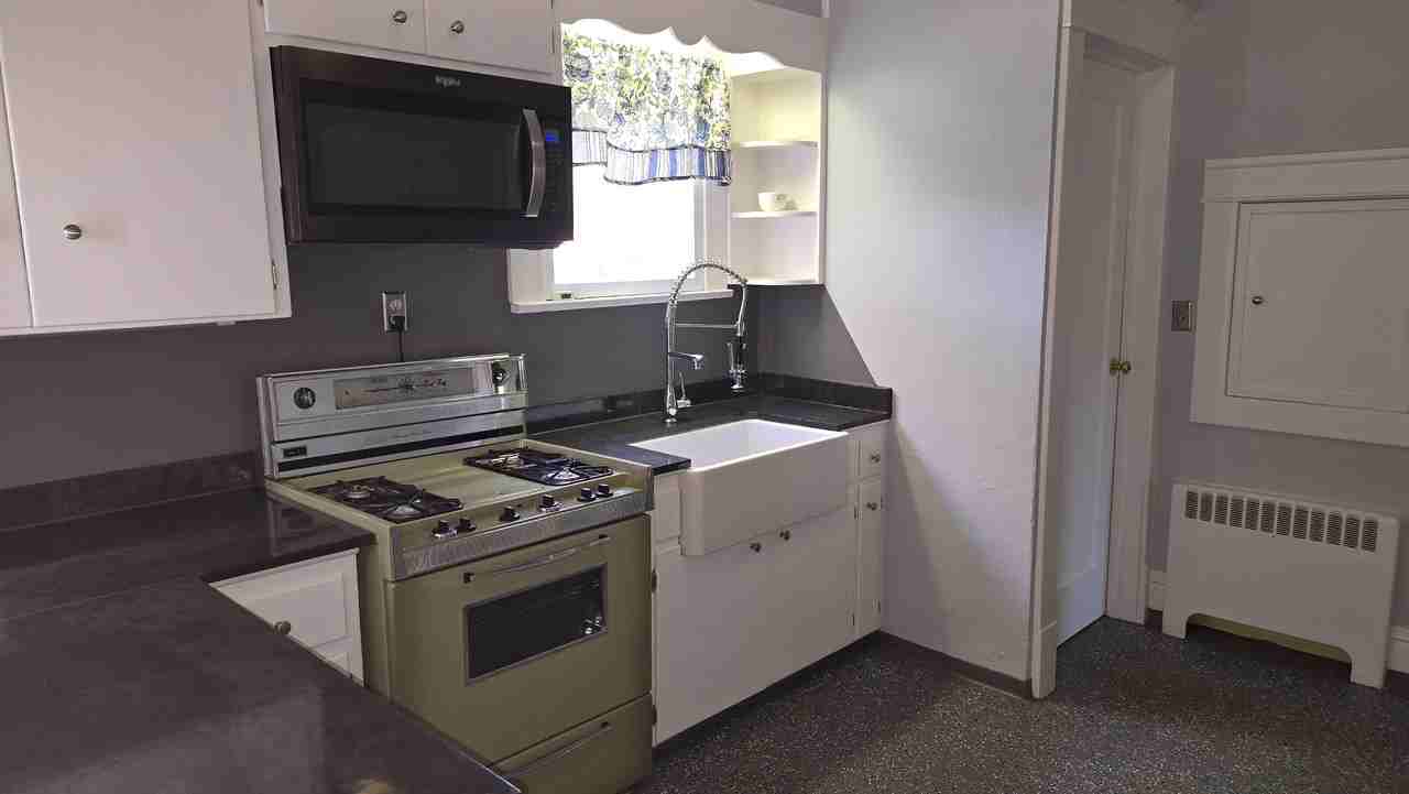 1004 Weller Ave #NA - Photo 6 of 50