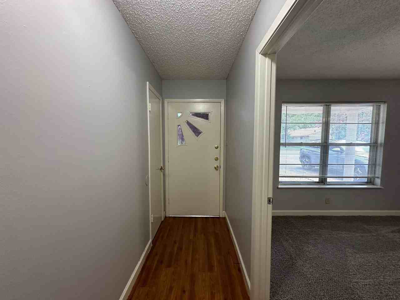 1432 E Don St - Photo 2 of 20