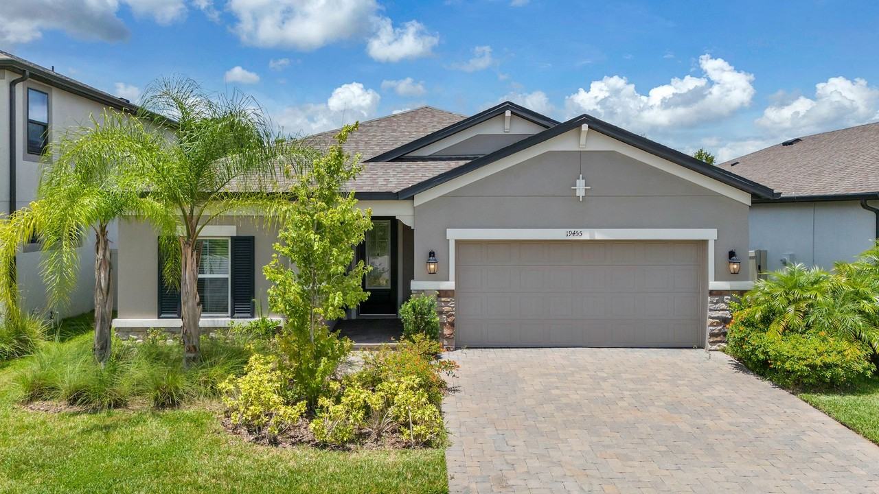 19455 Redwood Point Dr - Photo 2 of 44