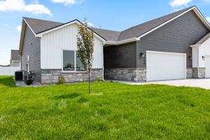 featured image of 569 S Idaho Ave