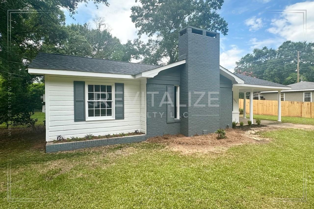 6852 Wilcox Ln - Photo 3 of 21