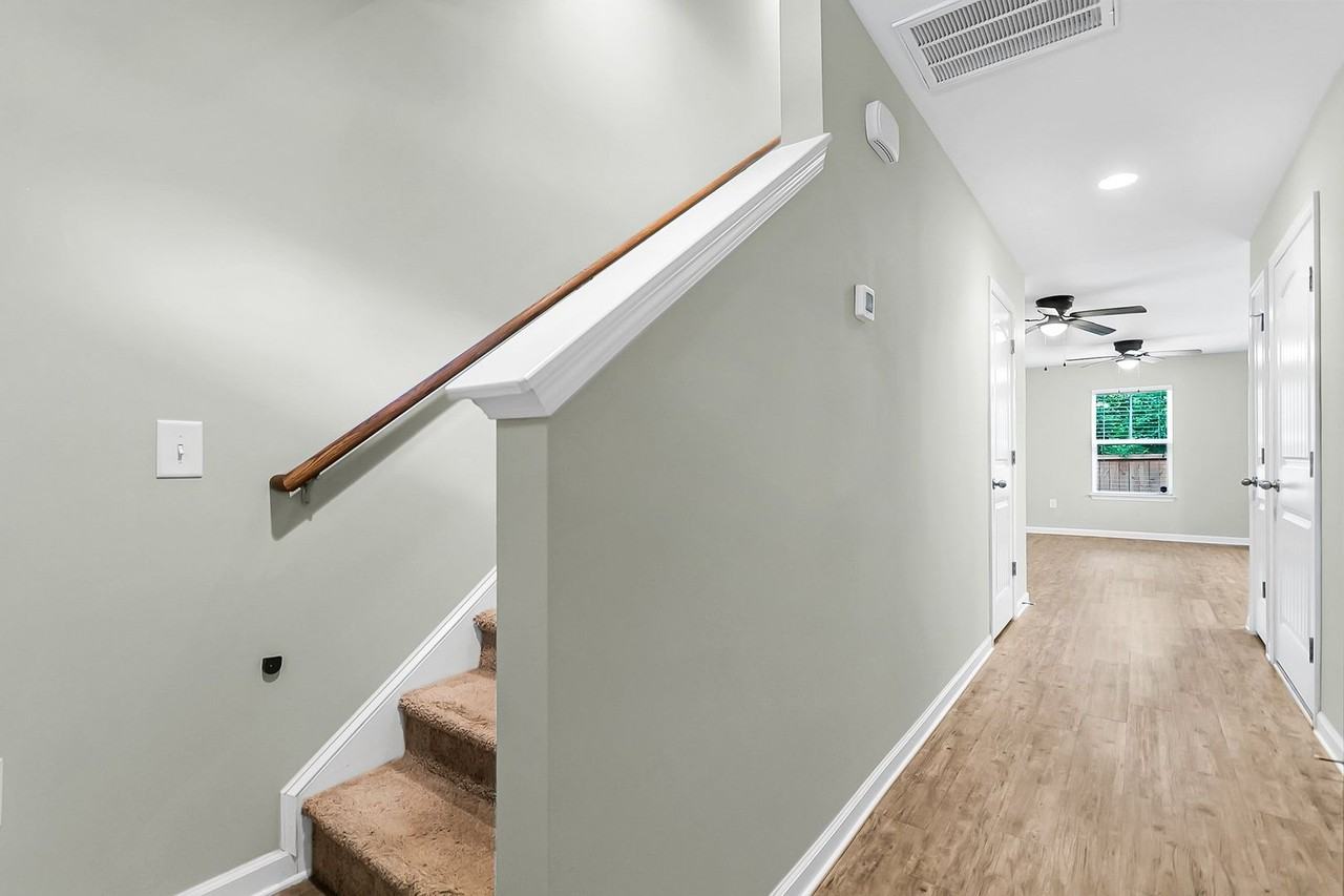 495 Truman Dr - Photo 7 of 43