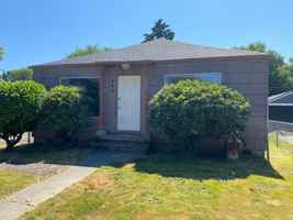 featured image of 446 27th Ave