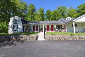 featured image of 106 3rd St