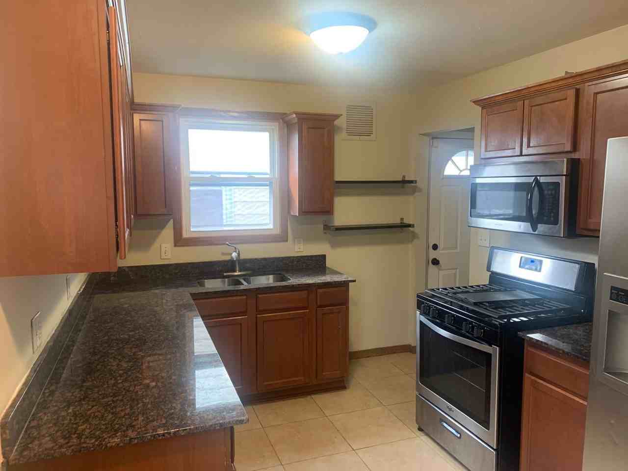 5120 Washburn Ave N - Photo 3 of 14