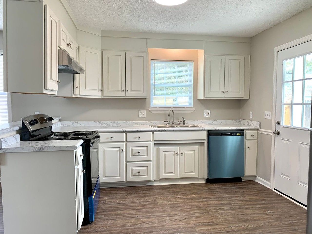 9 S Sawgrass Cir - Photo 4 of 22