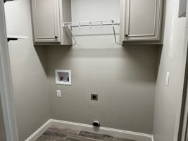 featured image of 4072 Gramercy Dr