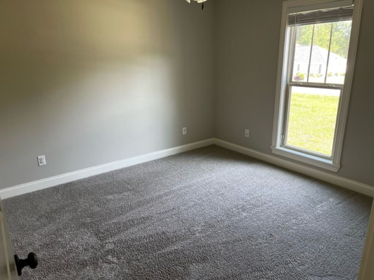 4072 Gramercy Dr - Photo 3 of 15