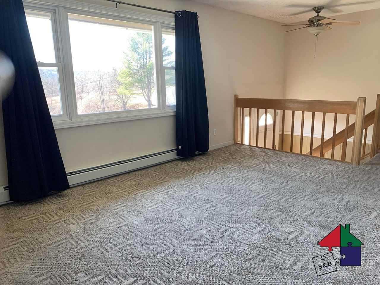 61 Spring Hollow Ln - Photo 5 of 22