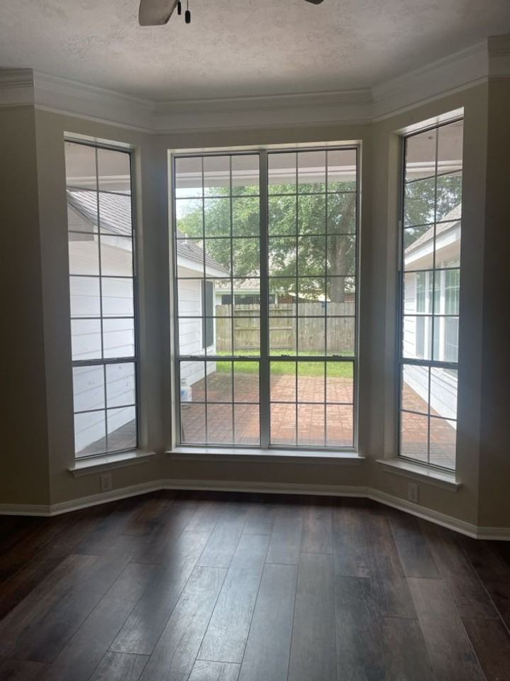 1839 American Elm Ct - Photo 2 of 8