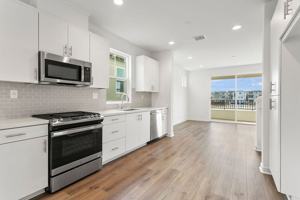 featured image of 431 Potter Way