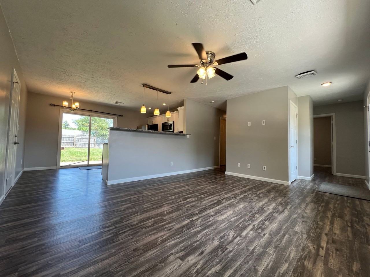 2128 Virginia Dr - Photo 3 of 19