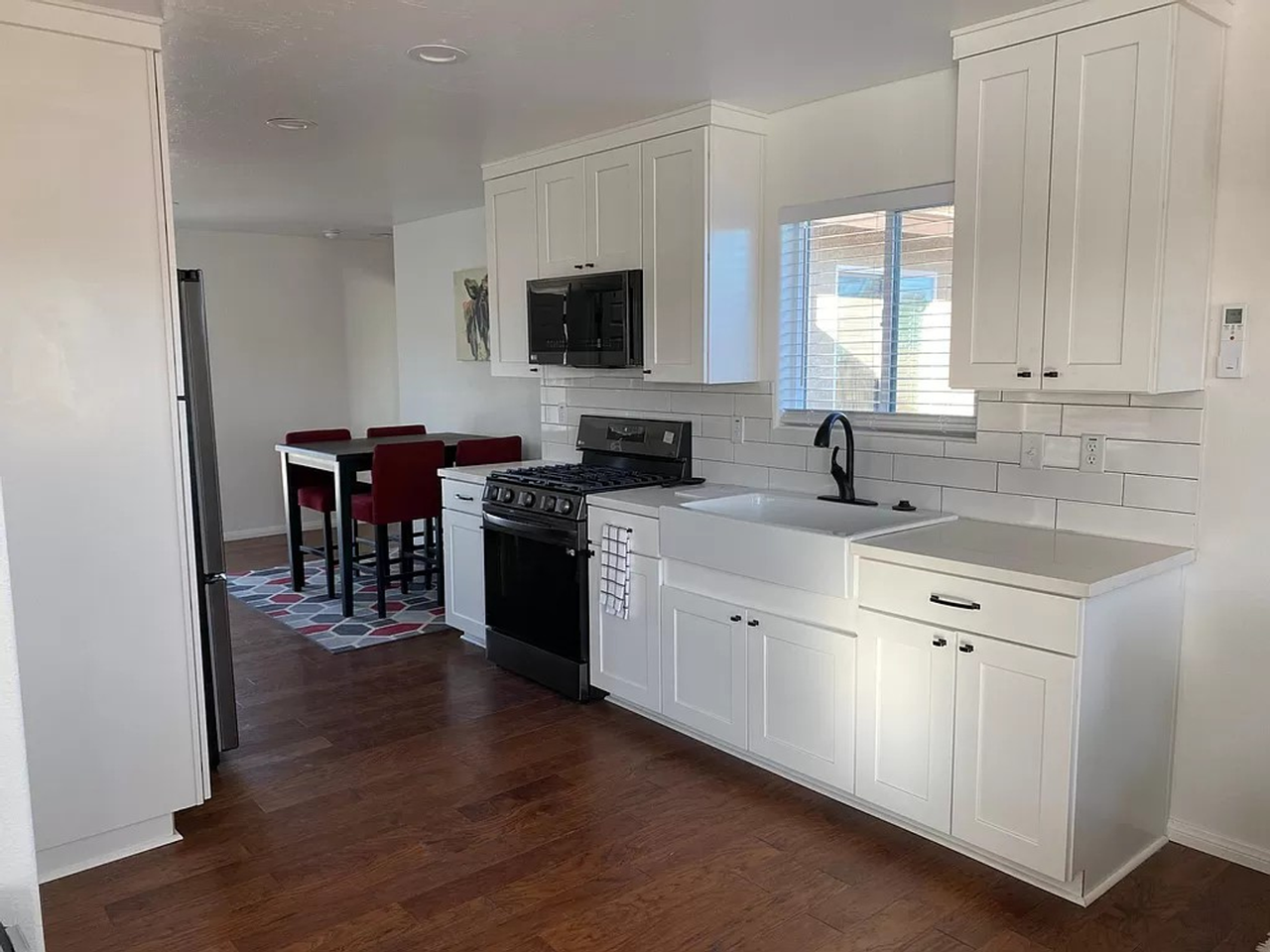 420 W Robertson Rd - Photo 5 of 15