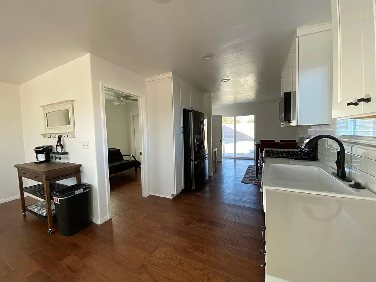 420 W Robertson Rd - Photo 7 of 15