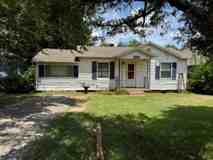 4131 Laverne St - Photo 1 of 1